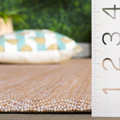 SAFAVIEH Outdoor Runner Rug 2'3"x16' - Image 4