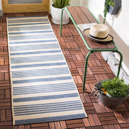 SAFAVIEH Washable Rug Outdoor Courtyard Collection by Unknown