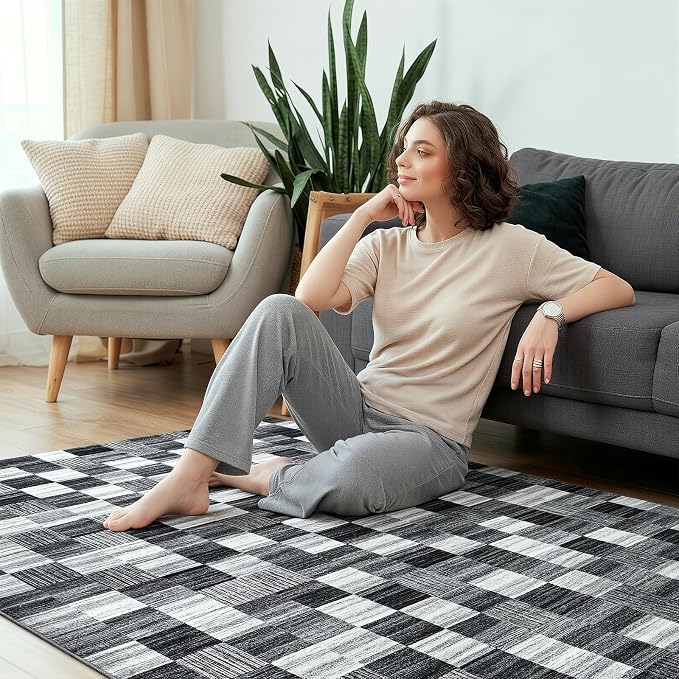Terrug Black and White Checkered Rug - Image 4
