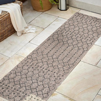 JONATHAN Y Moroccan Geometric Indoor Outdoor Runner Rug 2X8 Natural/Black - Image 3