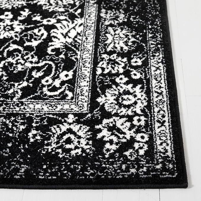 SAFAVIEH Area Rug 3x5 - Image 3