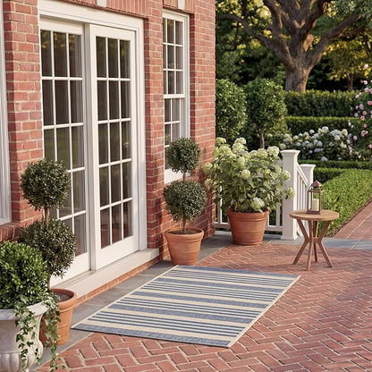 SAFAVIEH Washable Rug Outdoor Courtyard Collection by Unknown