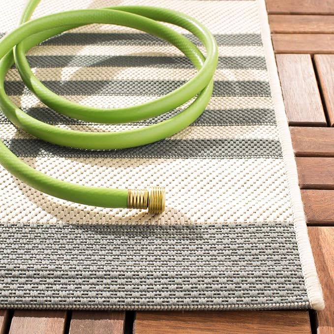 SAFAVIEH Washable Rug Outdoor Courtyard Collection - Image 5