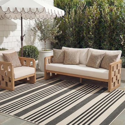 SAFAVIEH Washable Rug Outdoor Courtyard Collection by Unknown