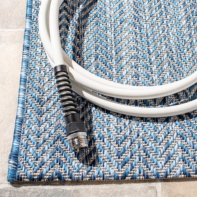 SAFAVIEH Outdoor Runner Rug 2'3"x14' - Image 4