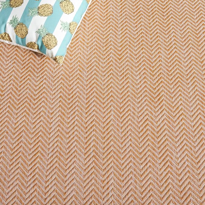 SAFAVIEH Outdoor Runner Rug 2'3"x16' - Image 6
