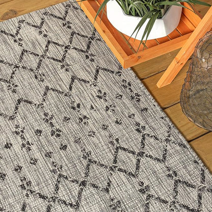 JONATHAN Y Moroccan Geometric Indoor Outdoor Square Area Rug 5X5 Light - Image 3