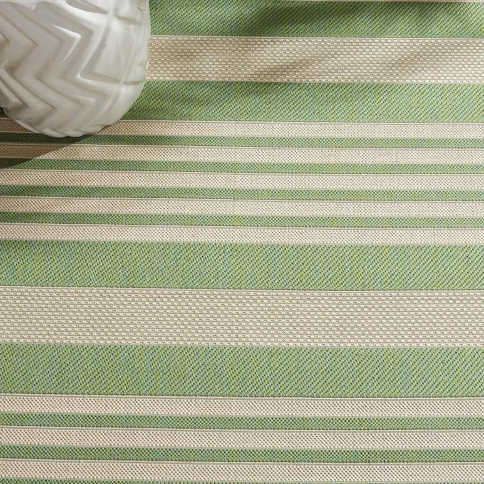 SAFAVIEH Washable Rug Outdoor Courtyard Collection - Image 5