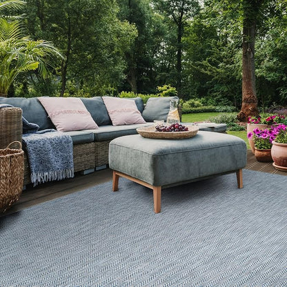 SAFAVIEH Outdoor Square Rug 6'7" - Image 6