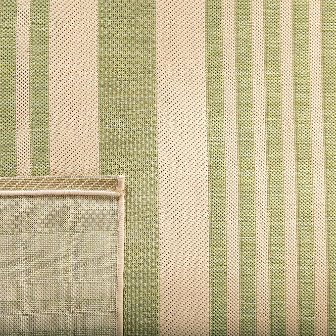 SAFAVIEH Washable Rug Outdoor Courtyard Collection - Image 4