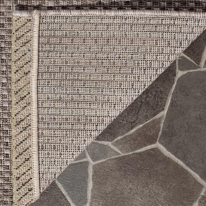 SAFAVIEH Washable Rug Outdoor Courtyard Collection - Image 9