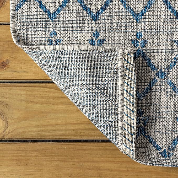 JONATHAN Y Moroccan Geometric Indoor Outdoor Square Area Rug 4X4 Light Gray/Navy - Image 6