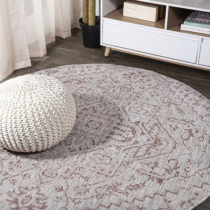 JONATHAN Y Boho Medallion Indoor Outdoor Round Area Rug 4 Ft Red/Taupe by JONATHANY