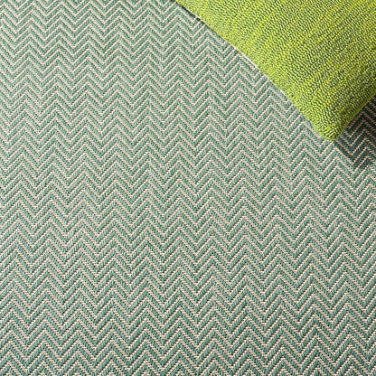 SAFAVIEH Outdoor Area Rug 6'7"x9'6" - Image 7