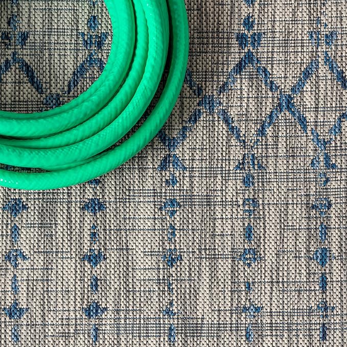 JONATHAN Y Moroccan Geometric Indoor Outdoor Square Area Rug 4X4 Light Gray/Navy - Image 3